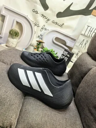 Adidas Yeezy Slide Pink Black Slip-On Ribbed Monoblock Sole Lifestyle Sneakers 7