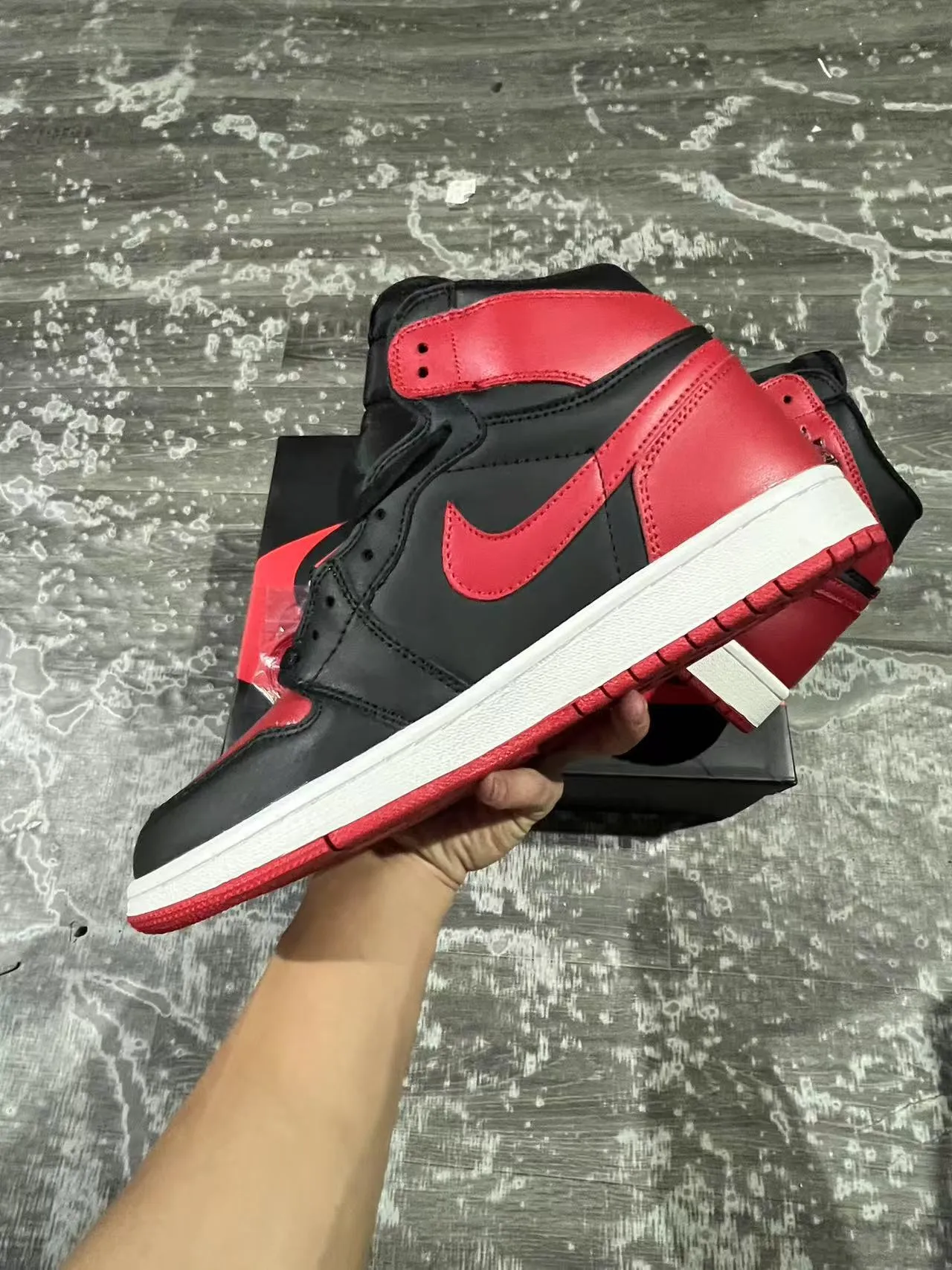 Air Jordan 1 Black Red White Basketball Shoes 5