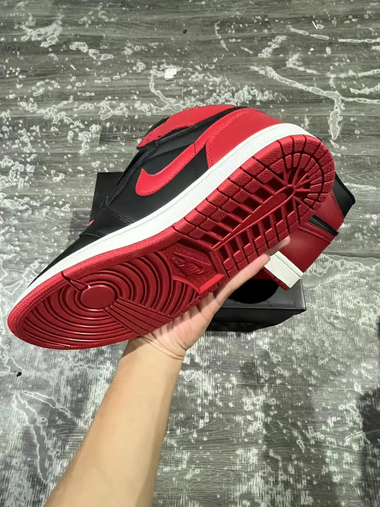 Air Jordan 1 Black Red White Basketball Shoes 6