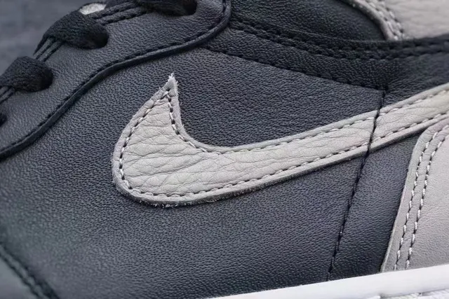 Air Jordan 1 High Black and Gray Leather Basketball Shoes 4