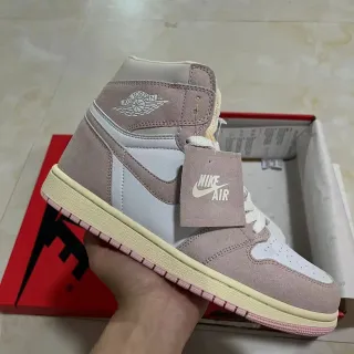 Air Jordan 1 High 粉灰白篮球鞋
