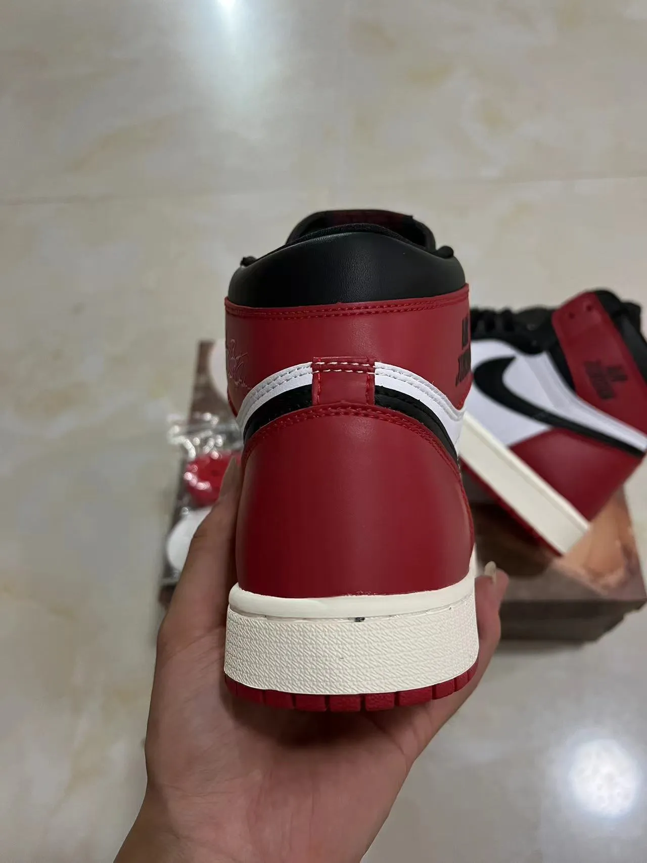 Zapatillas de baloncesto Air Jordan 1 High rojo negro blanco 8