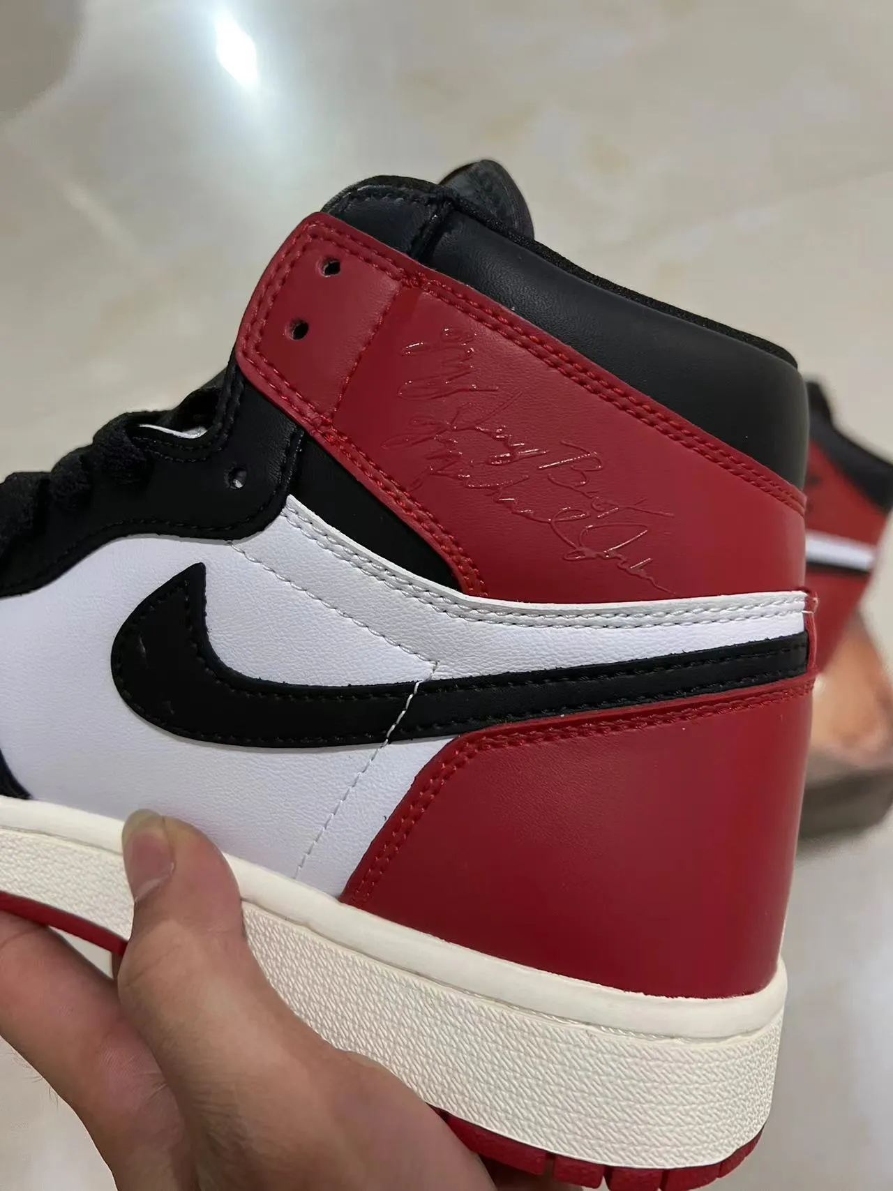 Zapatillas de baloncesto Air Jordan 1 High rojo negro blanco 9
