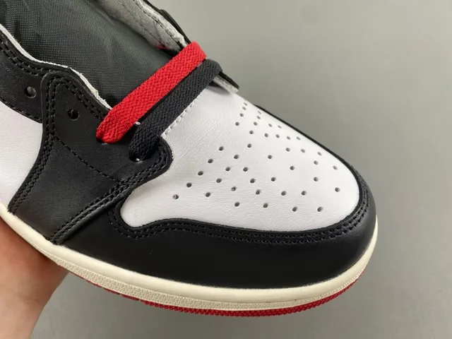 Air Jordan 1 High Red Black White Basketball Shoes 2