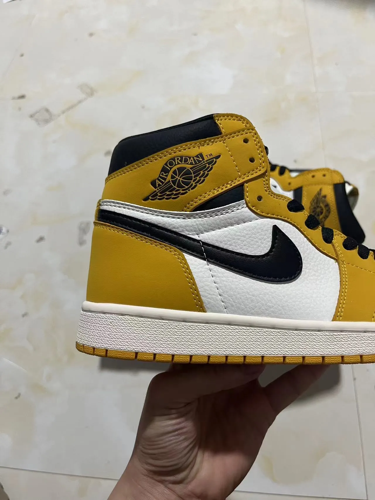 Air Jordan 1 High Yellow White Black Basketball Shoes 7
