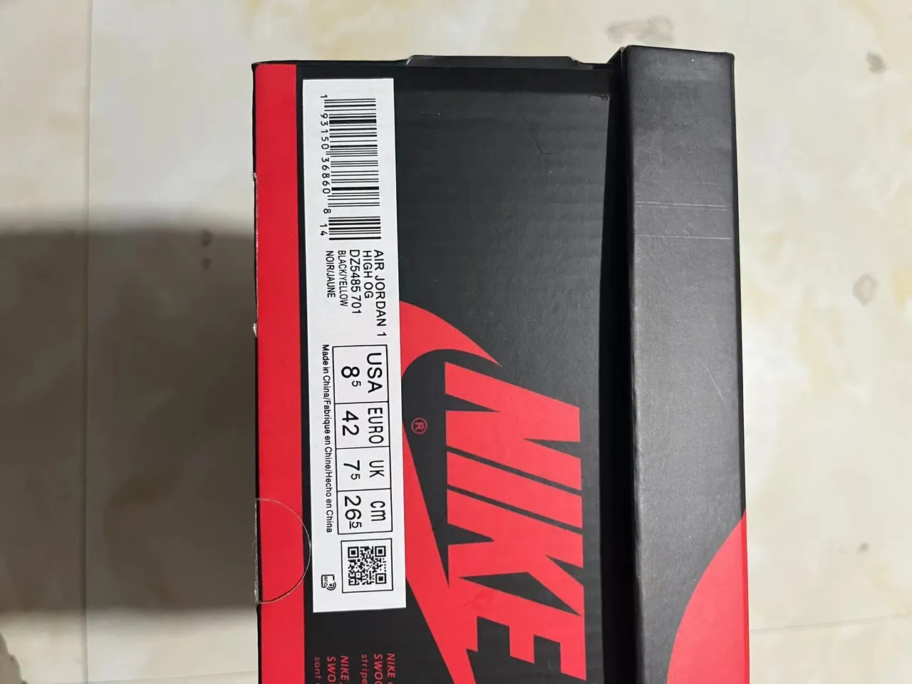 Air Jordan 1 High Yellow White Black Basketball Shoes 11