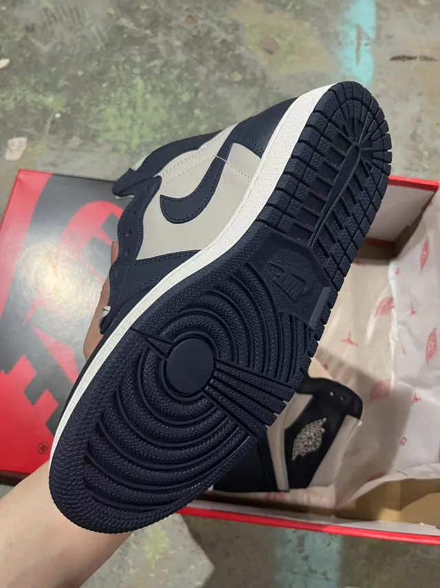 Air Jordan 1 Navy and Light Gray Leather Basketball Shoes 4