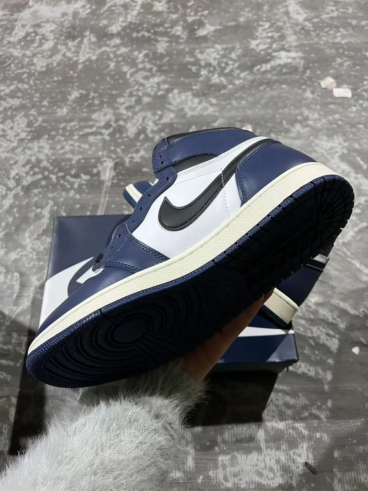 Air Jordan 1 Navy White Black Basketball Shoes 6