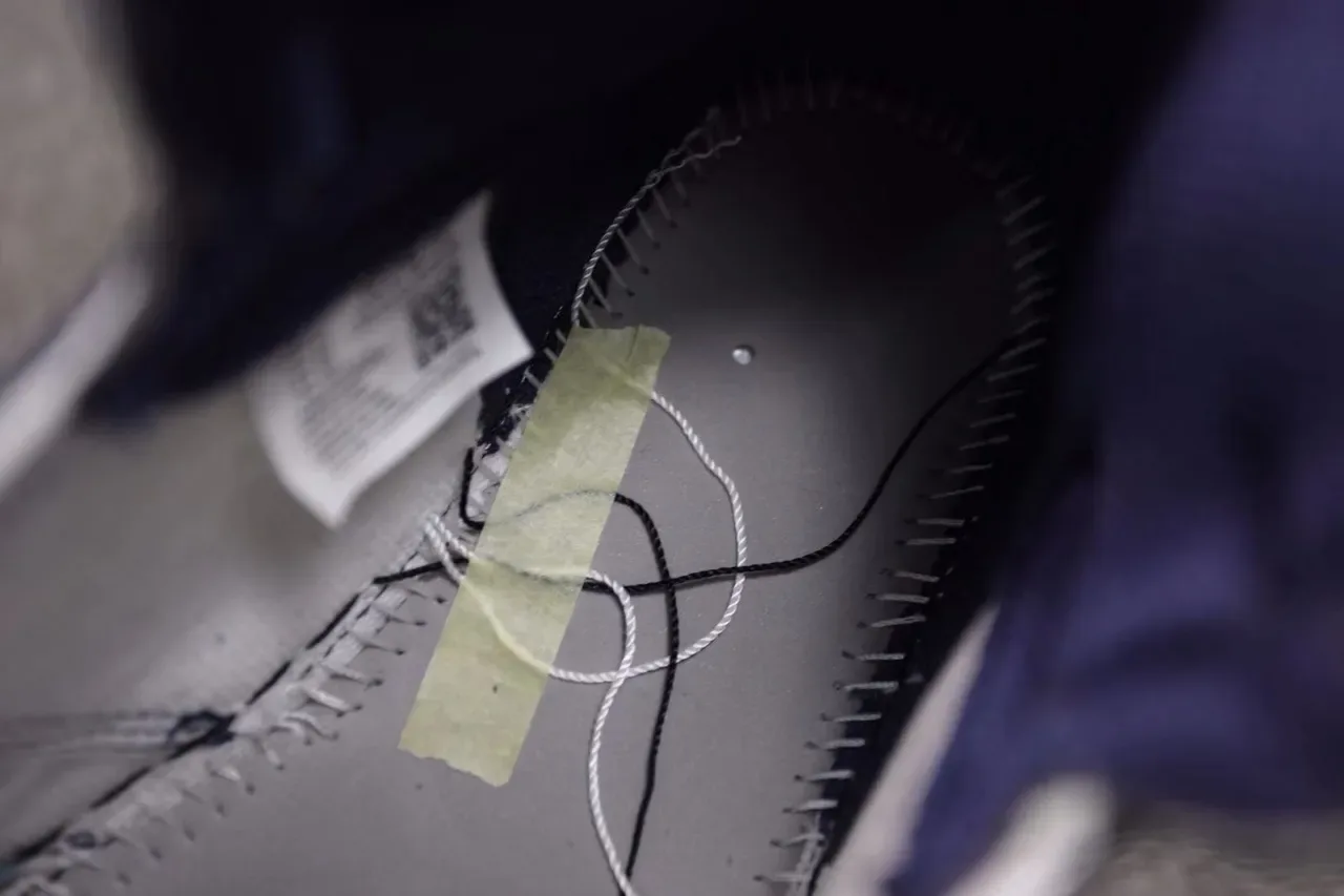 Air Jordan 1 White Navy Silver Chaussures de basketball 4