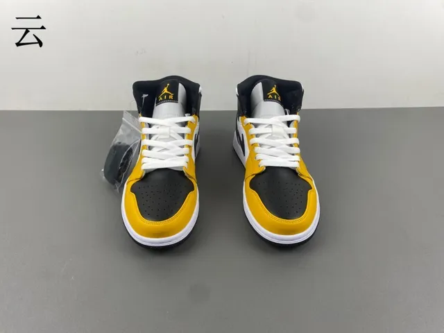 Air Jordan 1 Yellow Black High-Top Leather Upper Basketball Shoes 3