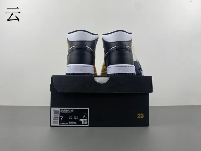 Air Jordan 1 Yellow Black High-Top Leather Upper Basketball Shoes 17