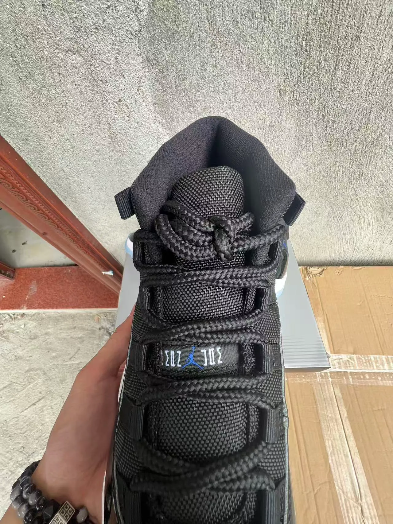 Air Jordan 11 Black Concord Basketball Shoes 4