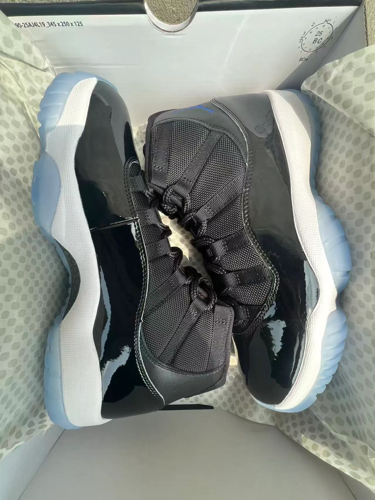 Air Jordan 11 Black Concord Basketball Shoes 9