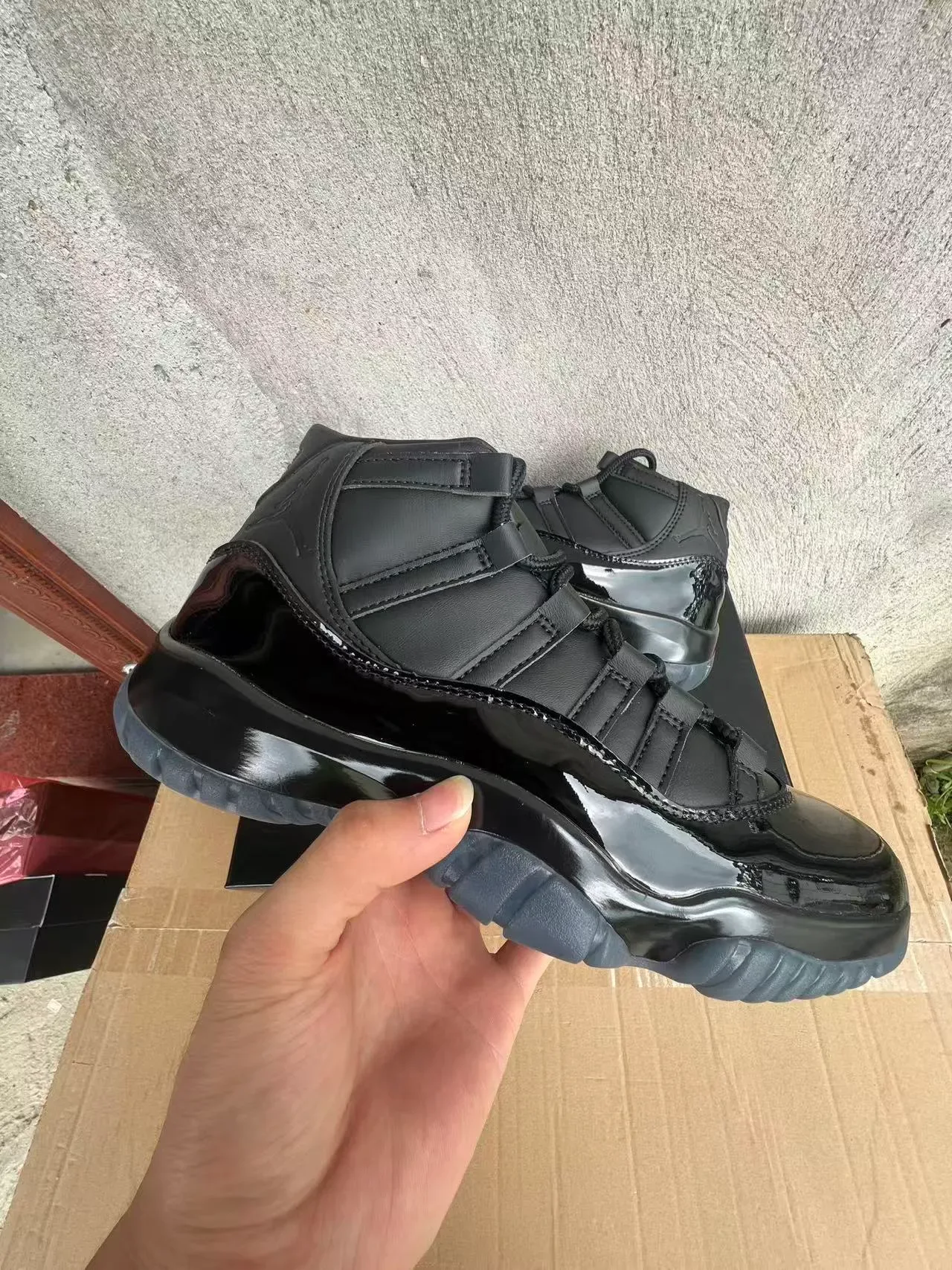 Air Jordan 11 Zapatillas de Baloncesto Cuero Patentado Negro 2