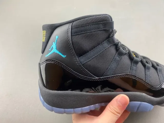 Air Jordan 11 Noir Turquoise Cuir de Patente Chaussures de Basketball 3