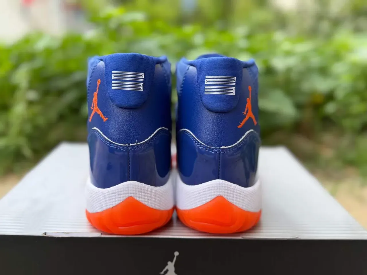 Air Jordan 11 Chaussures de basket Bleu Royal et Orange 3
