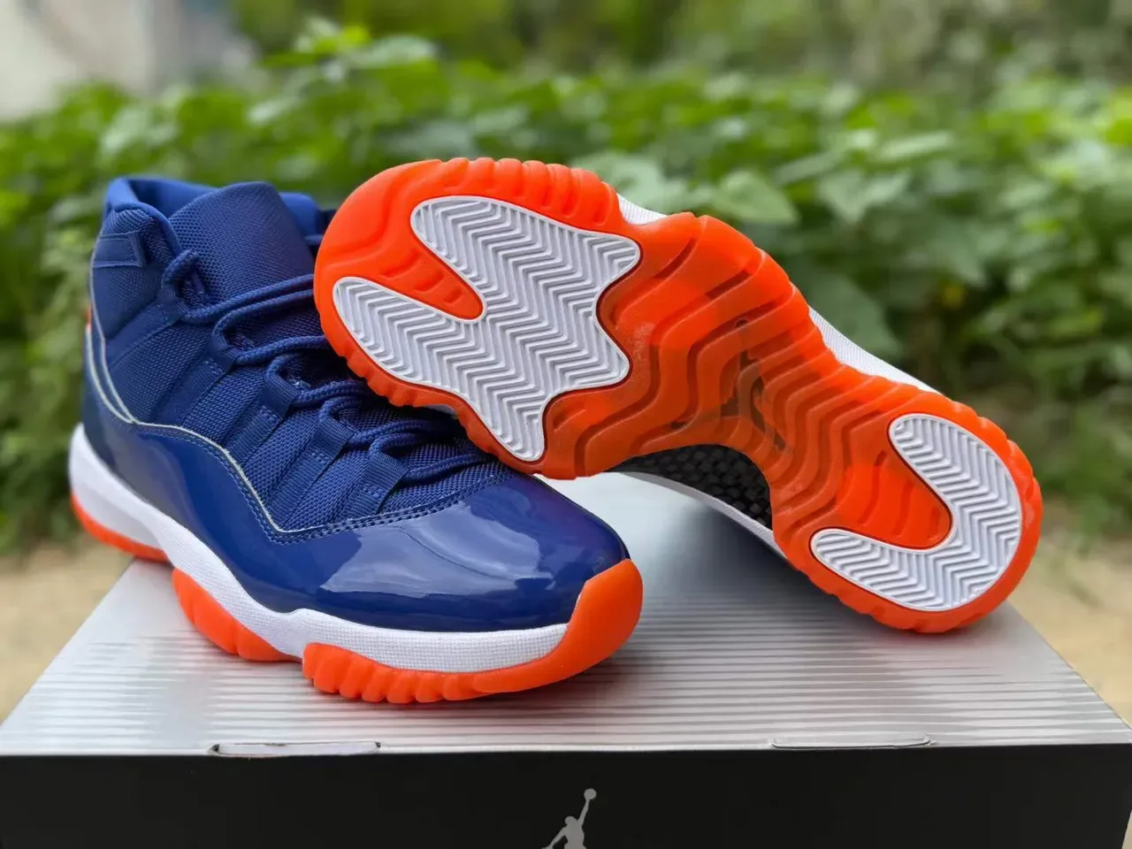 Air Jordan 11 Chaussures de basket Bleu Royal et Orange 4