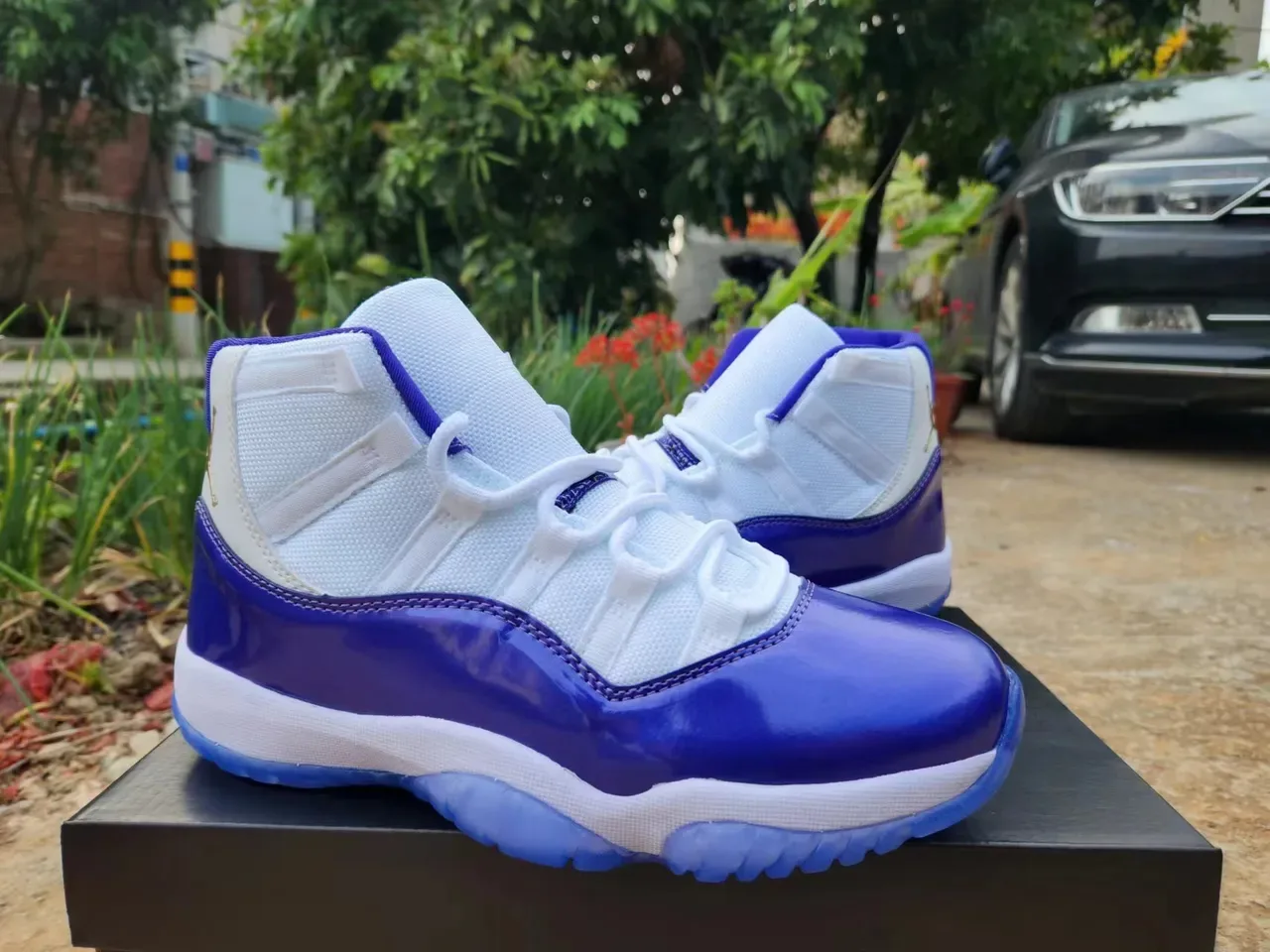 Air Jordan 11 Royal Purple White Chaussures de basketball 3