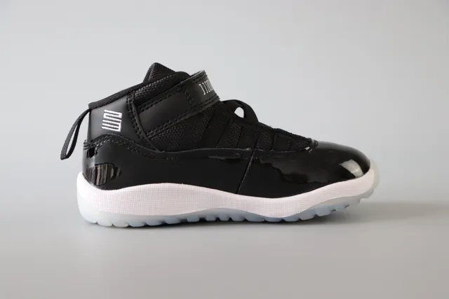 Air Jordan 11 White Black Patent Leather Basketball Shoes 7