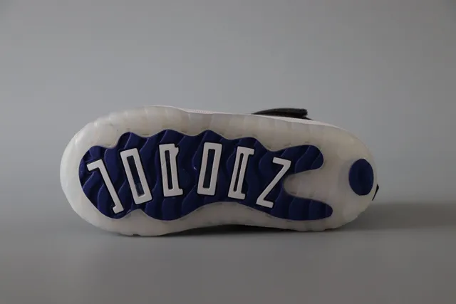 Air Jordan 11 White Black Patent Leather Basketball Shoes 8