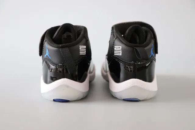 Air Jordan 11 White Black Patent Leather Basketball Shoes 9