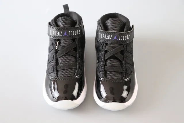 Air Jordan 11 White Black Patent Leather Basketball Shoes 10