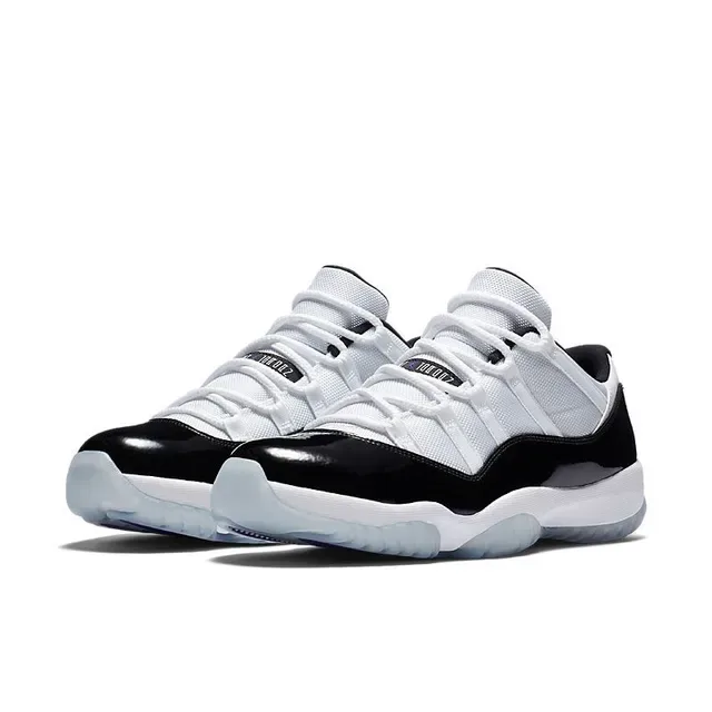 Air Jordan 11 Tênis de Basquete Branco e Preto de Couro Patentado 3