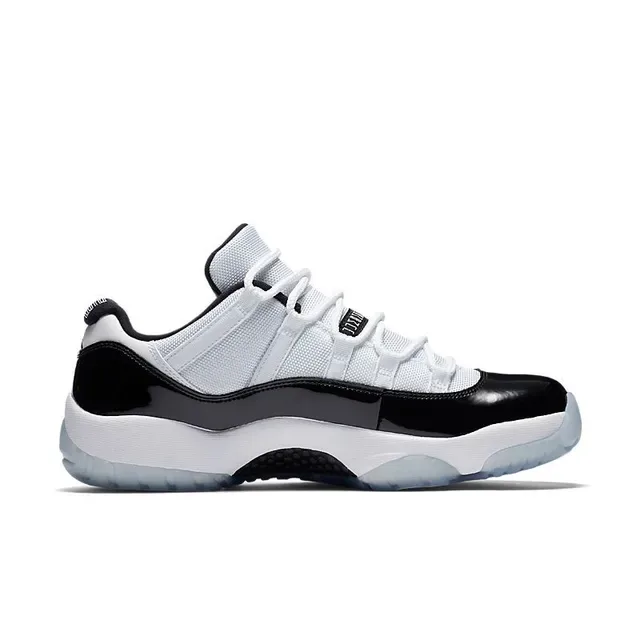 Air Jordan 11 Tênis de Basquete Branco e Preto de Couro Patentado 5
