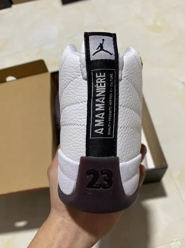 Air Jordan 12 Blanc Bordeaux Cuir Quilté Chaussures de Basketball 6