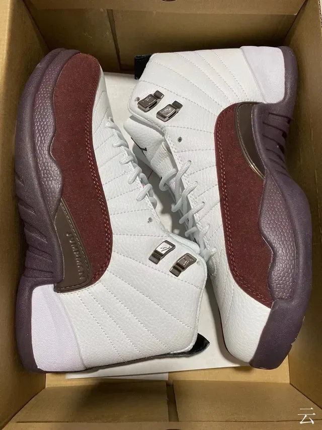 Air Jordan 12 Blanc Bordeaux Cuir Quilté Chaussures de Basketball 7
