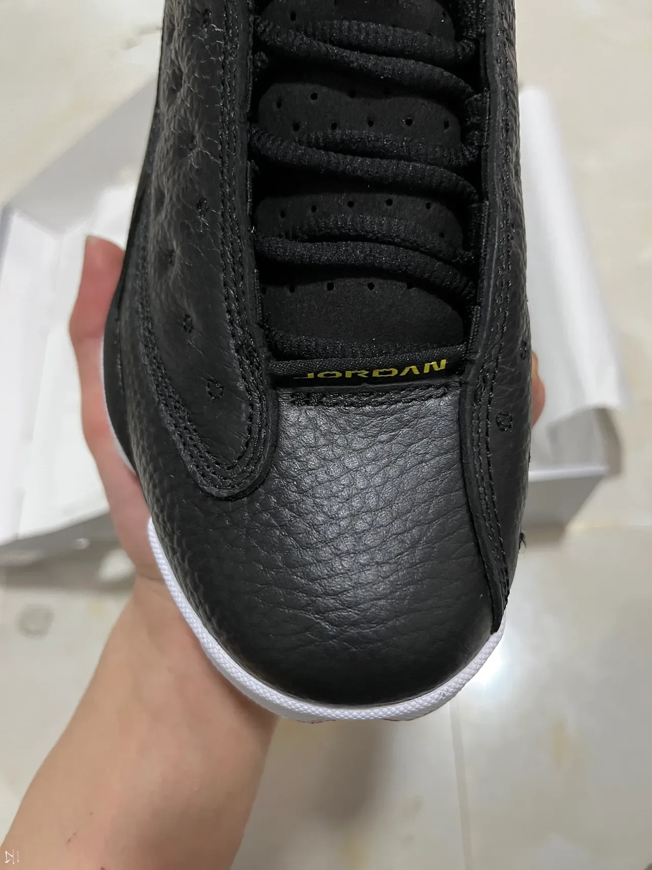 Air Jordan 13 Chaussures de Basket Noir Blanc Rouge 3