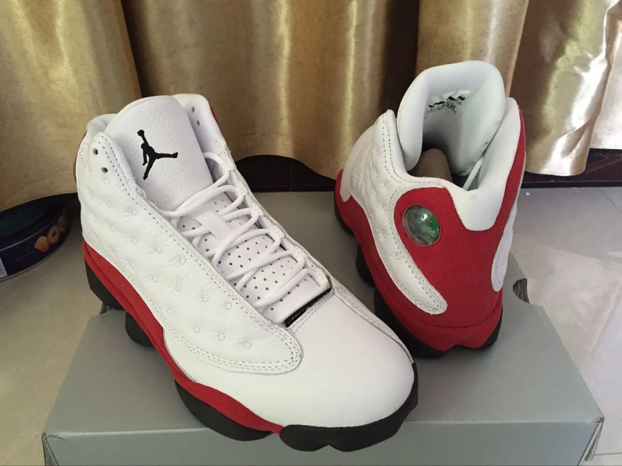 Air Jordan 13 White Red Black Basketball Shoes 4