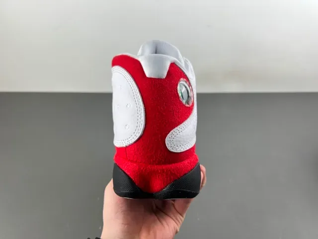 Air Jordan 13 Branco Vermelho Preto Tênis de Basquete 4