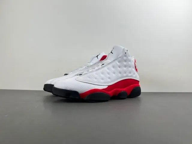 Air Jordan 13 Branco Vermelho Preto Tênis de Basquete 10