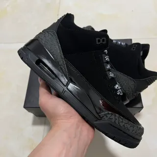 Air Jordan 3 黑色大象印花篮球鞋