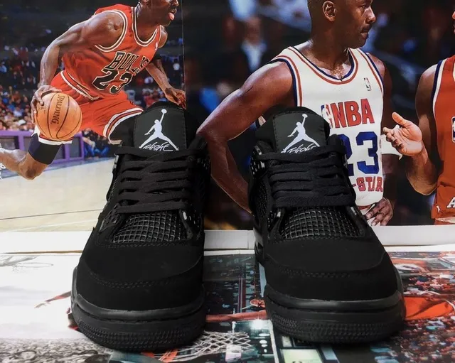 Tênis de basquete Air Jordan 4 totalmente preto 2
