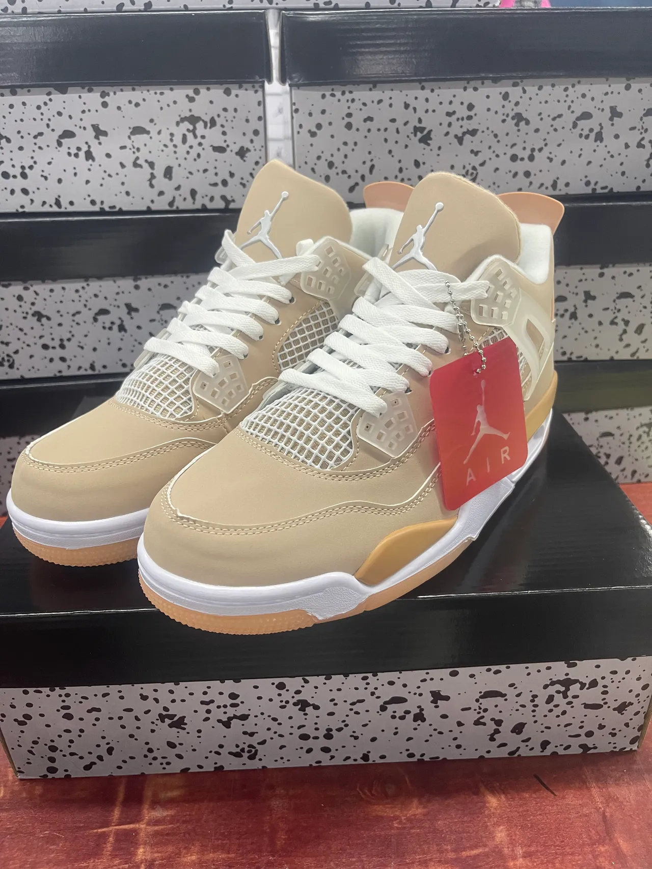 Air Jordan 4 Beige and Gum Basketball Shoes 7