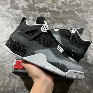 Air Jordan 4 Preto Cinza Salpicado Tênis de Basquete