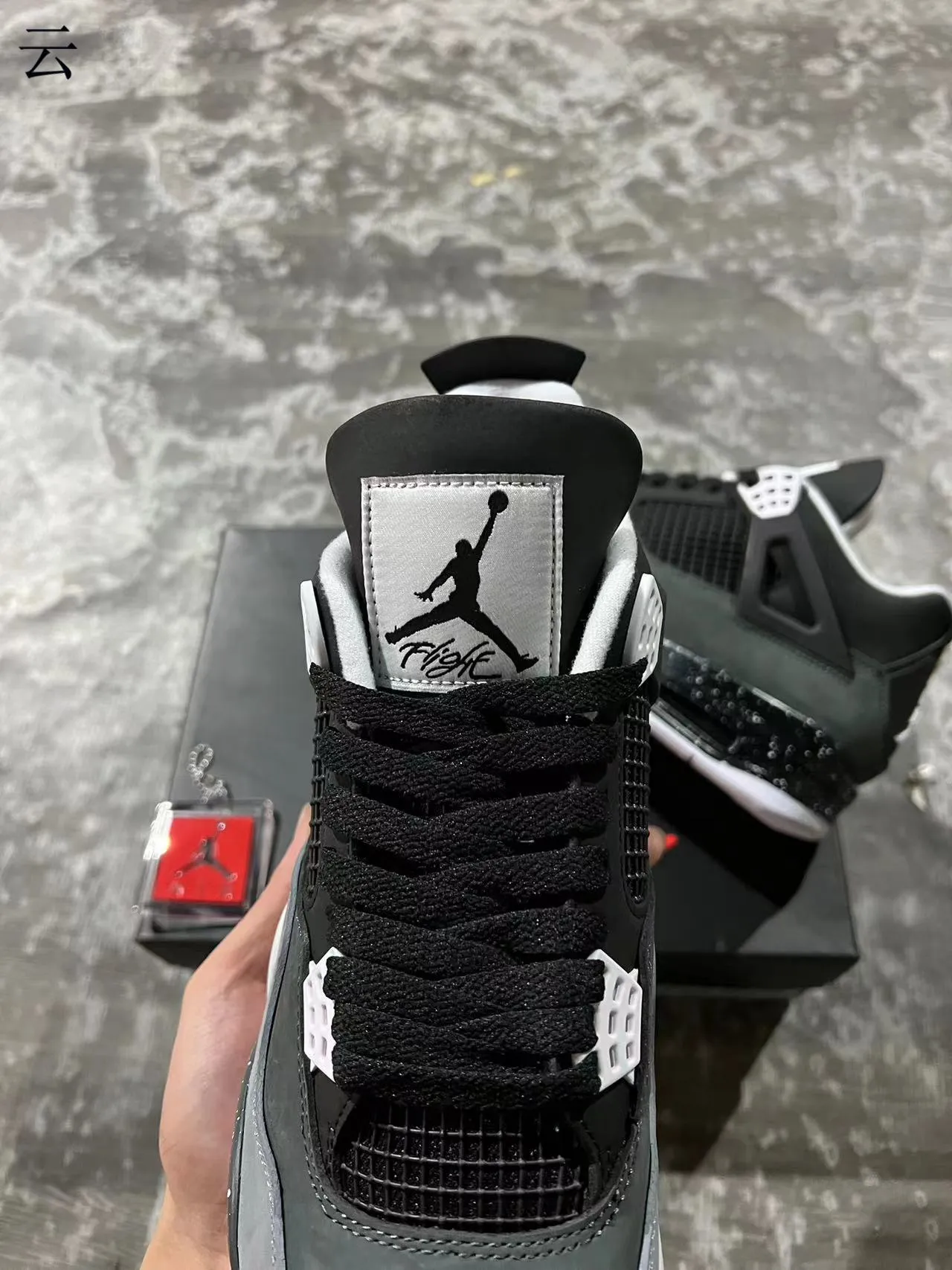 Air Jordan 4 Preto Cinza Salpicado Tênis de Basquete 4