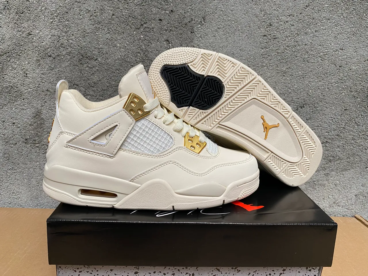 Air Jordan 4 Tênis de Basquete Preto Rosa 5