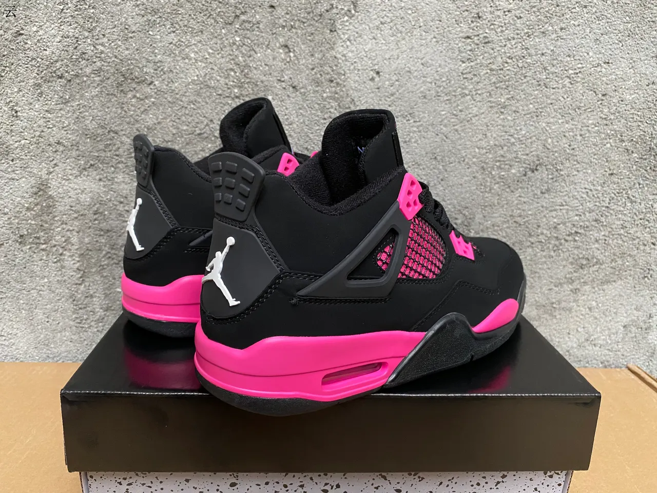 Air Jordan 4 Tênis de Basquete Preto Rosa 6