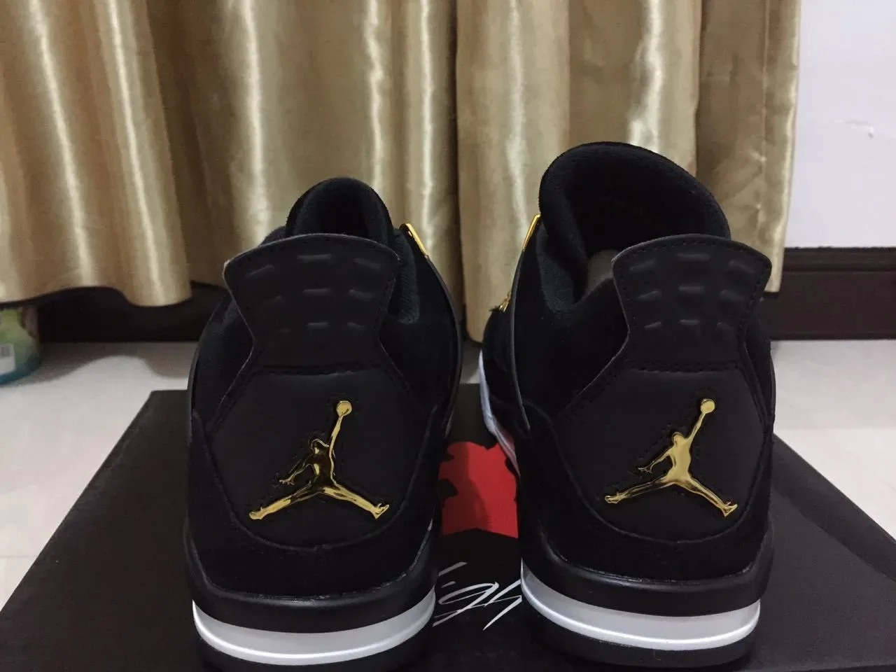 Air Jordan 4 Noir Blanc Or Chaussures de Basket 9