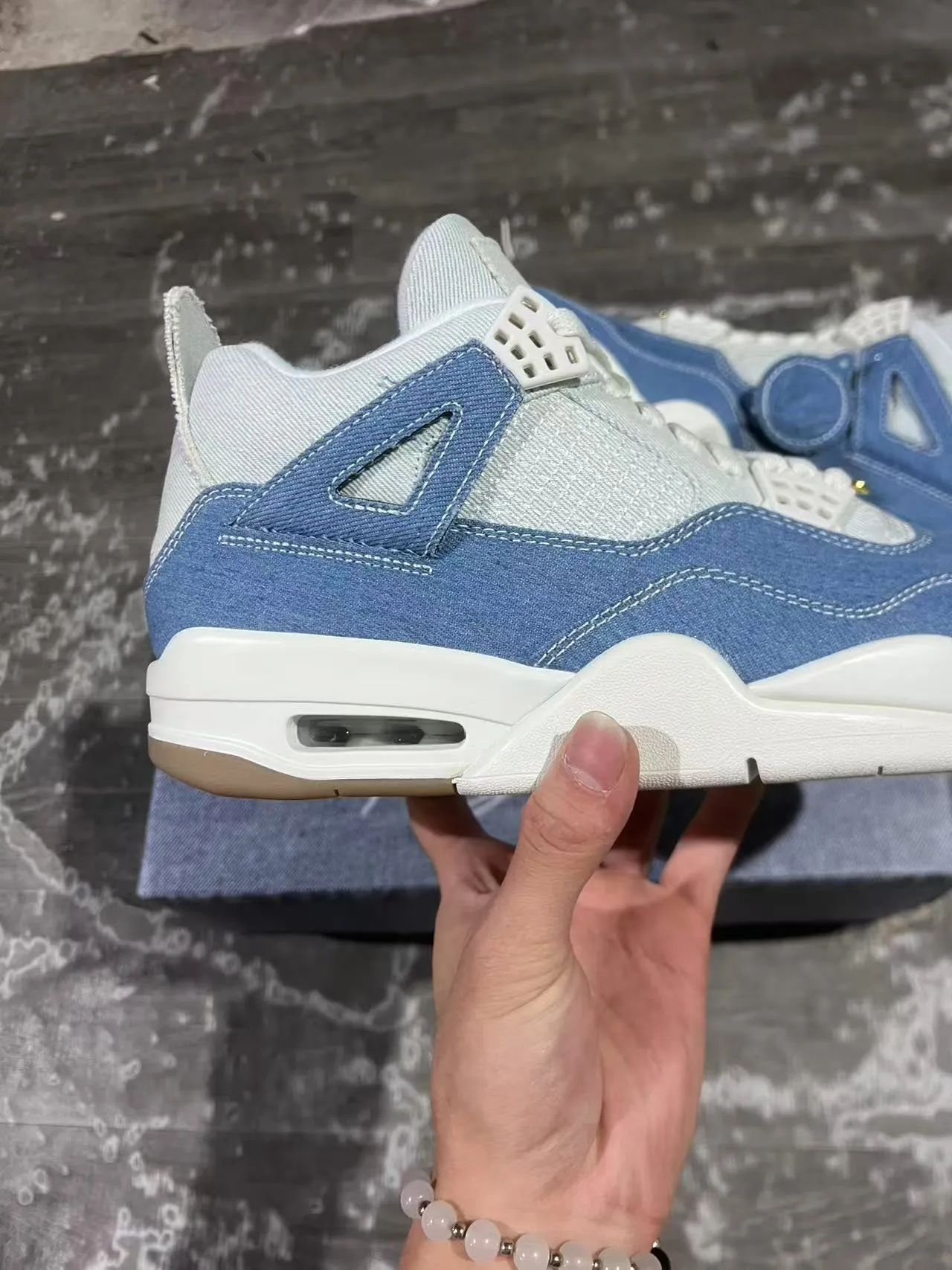 Air Jordan 4 Denim Blue and White Basketball Shoes 5