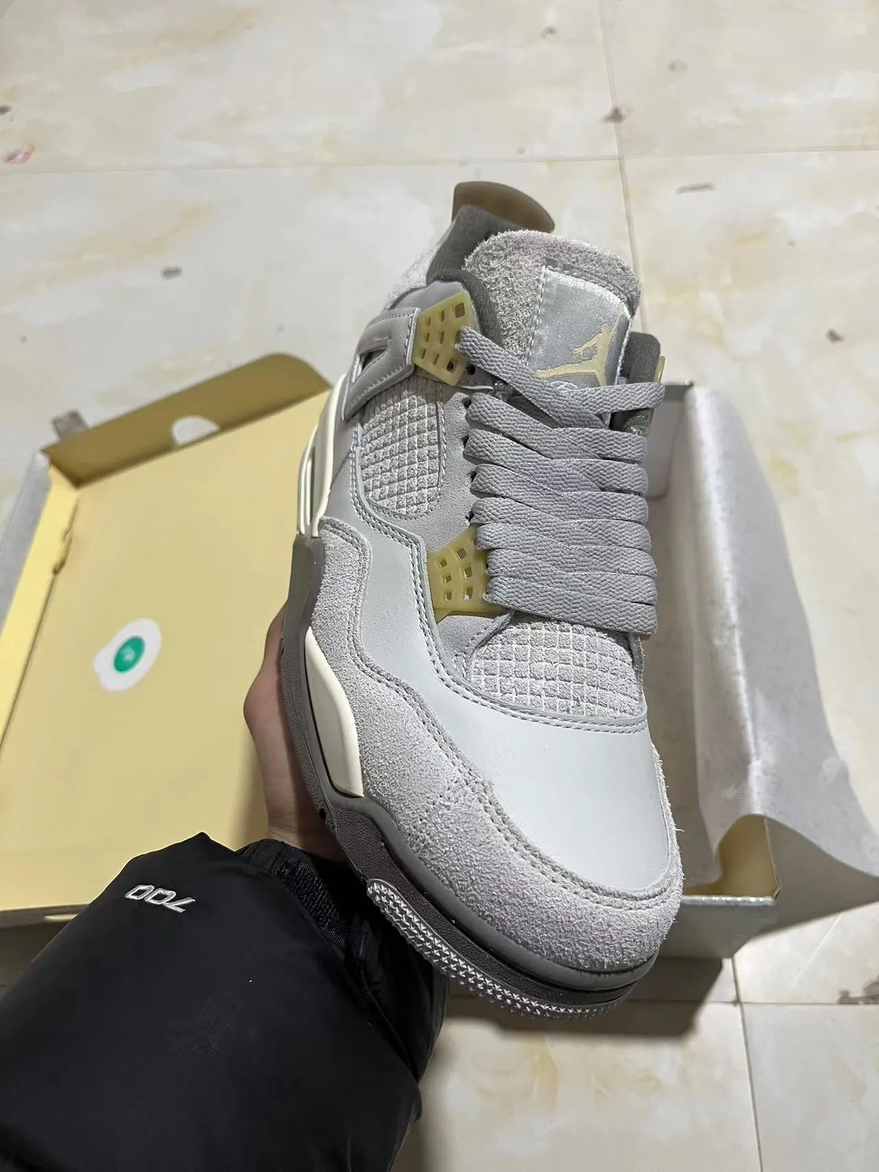 Air Jordan 4 Light Gray and Off-White Basketball Shoes 2