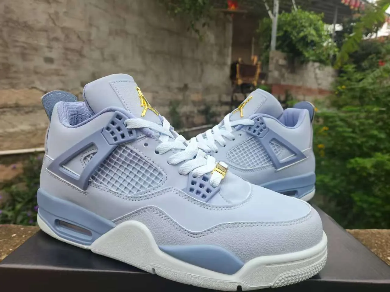 Air Jordan 4 Light Periwinkle Gold Basketball Shoes 4