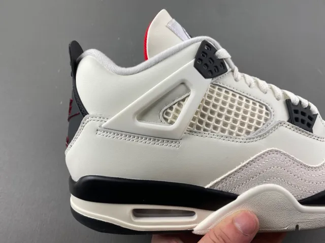 Air Jordan 4 Off-White and Black Basketball Shoes 3