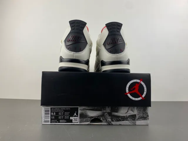 Air Jordan 4 Off-White and Black Basketball Shoes 17