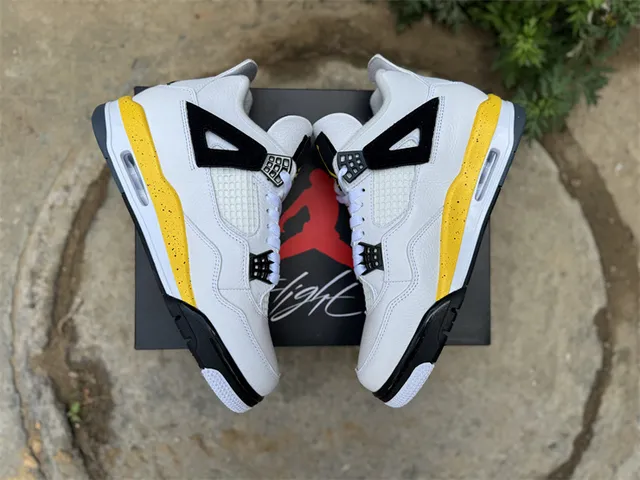 Air Jordan 4 White Black Yellow Basketball Shoes 9