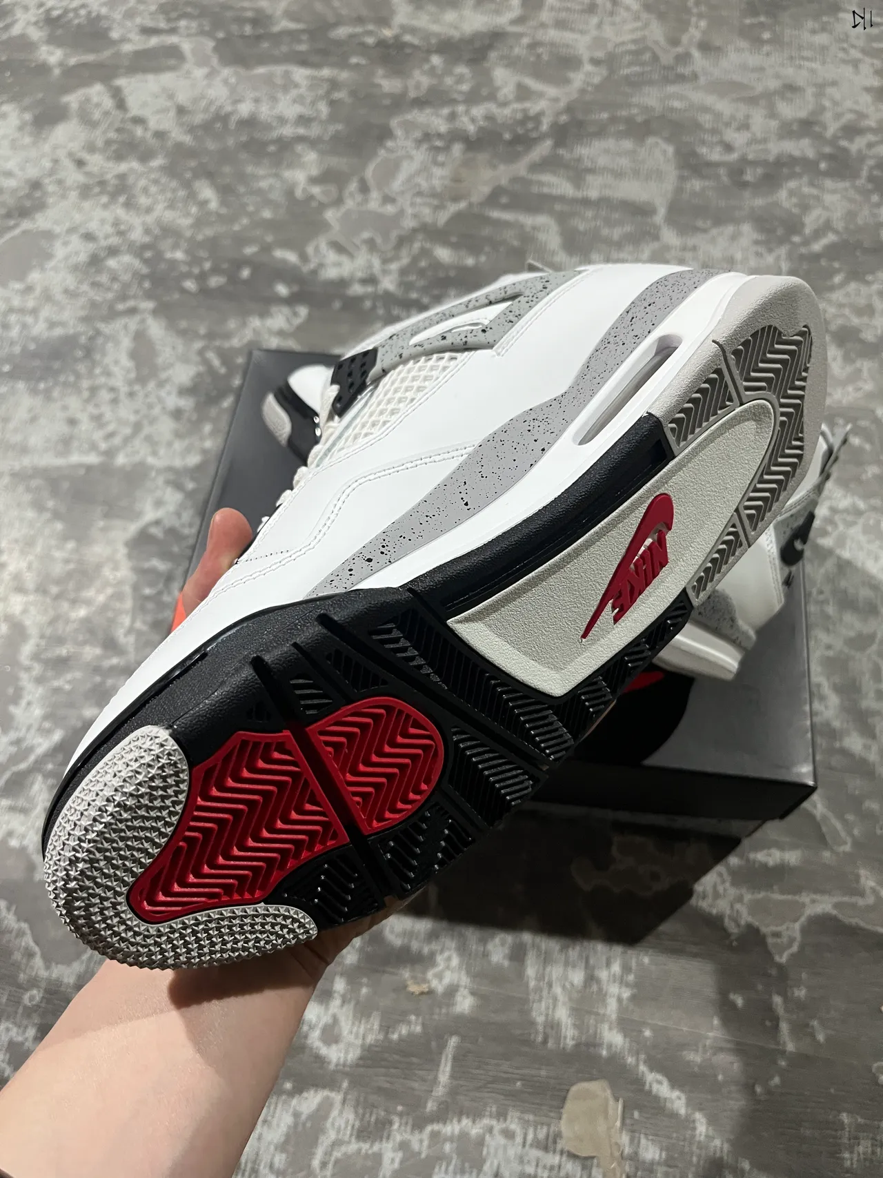 Air Jordan 4 White Cement Speckle Basketball Shoes 2