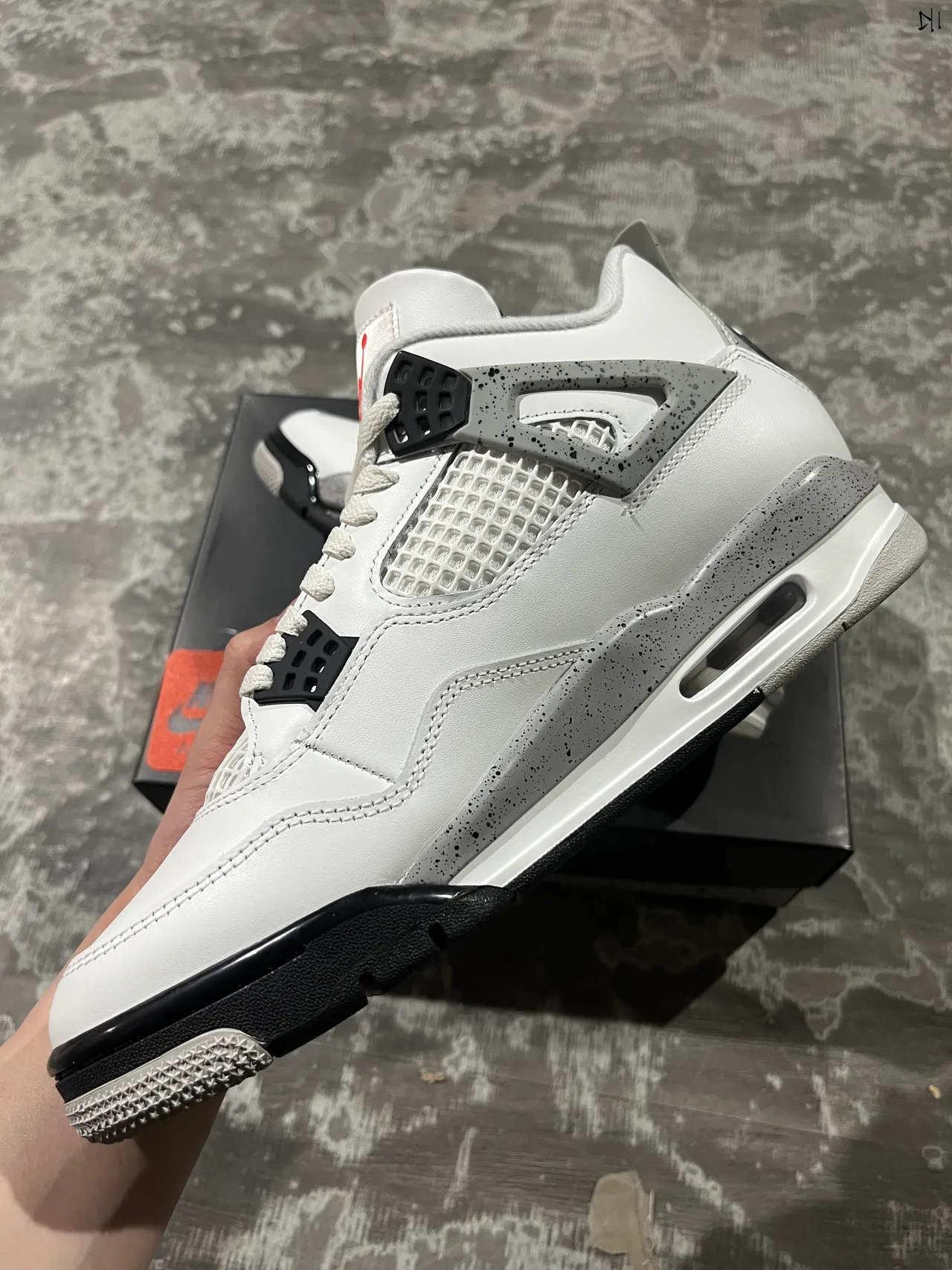 Air Jordan 4 White Cement Speckle Basketball Shoes 3